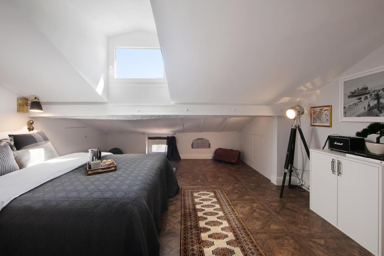 Ferienwohnung COCOON LOFT - MAGNIFIQUE LOFT SOUS TOIT, REFAIT A NEUF, VUES SPLENDIDES, CLIM, WIFi Nizza Exterior foto